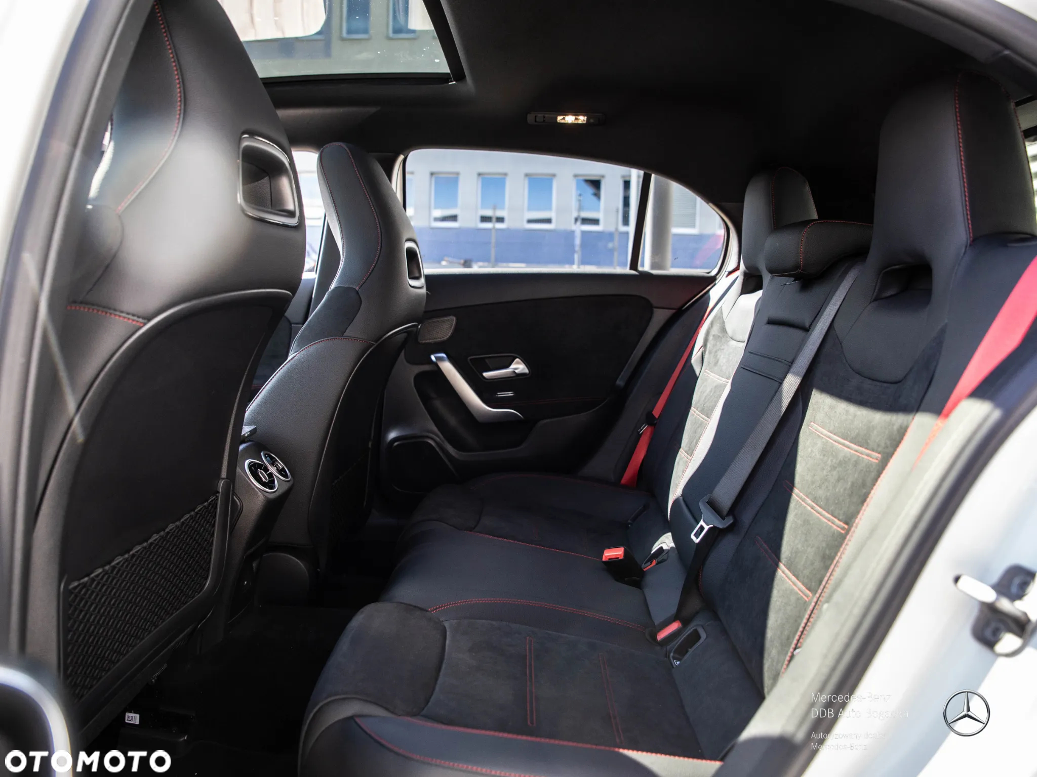 Mercedes-Benz Klasa A 35 AMG 4-Matic 8G-DCT - 12