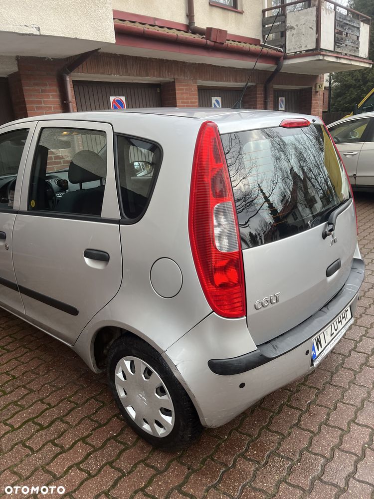 Mitsubishi Colt 1.3 Invite - 14
