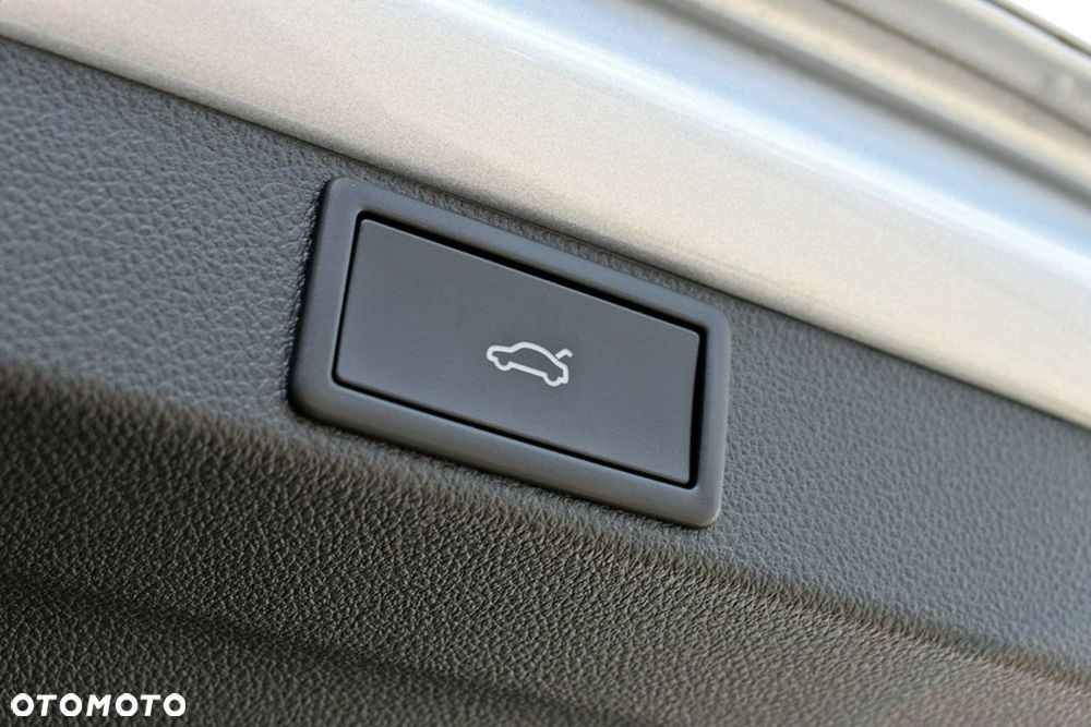 Skoda Octavia 1.5 TSI mHEV Selection DSG - 27