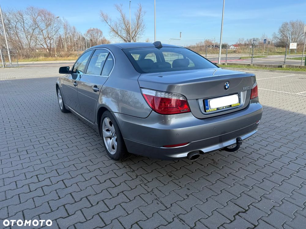 BMW Seria 5 520d - 5