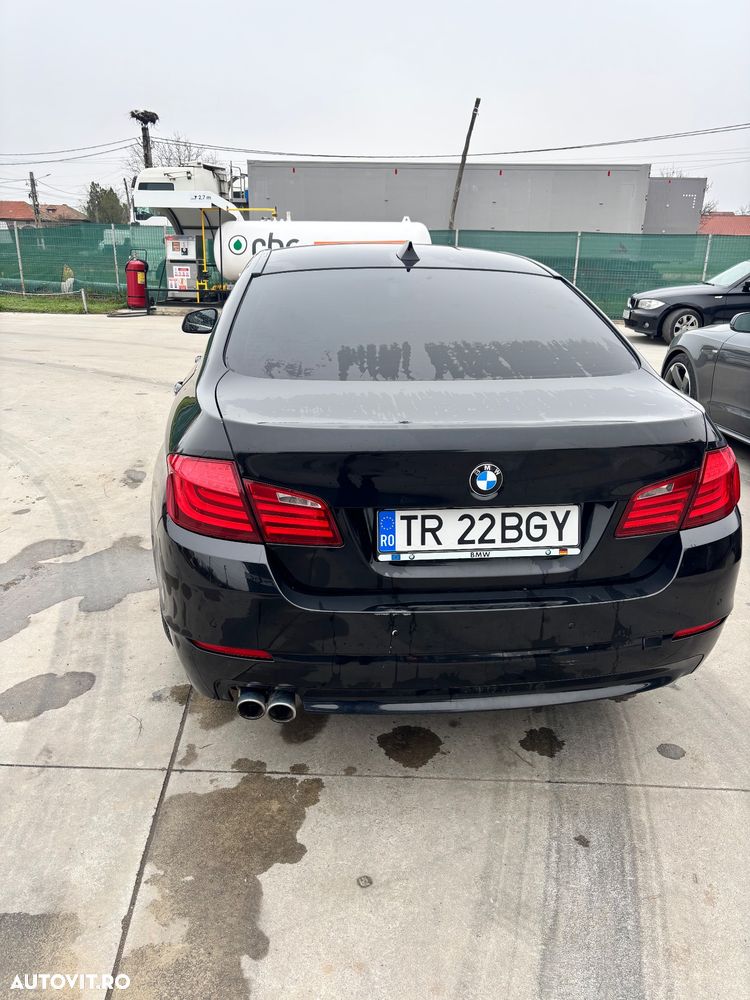 BMW Seria 5 520d Aut. - 10