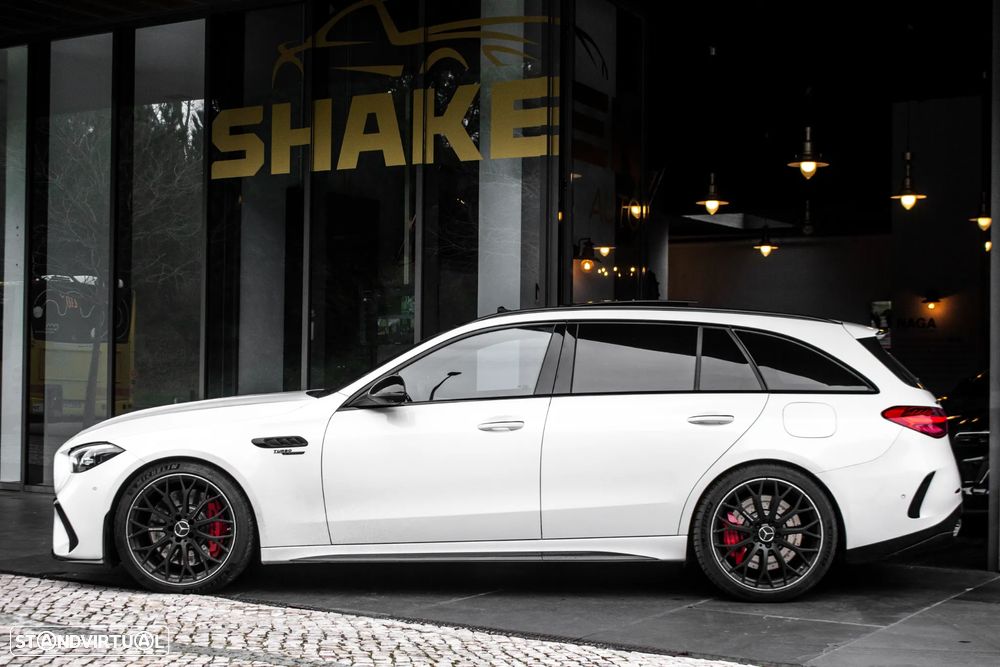 Mercedes-Benz C 63 AMG S E Performance 4Matic - 2
