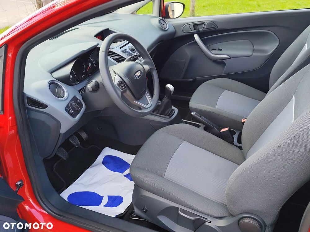 Ford Fiesta 1.25 Trend - 10