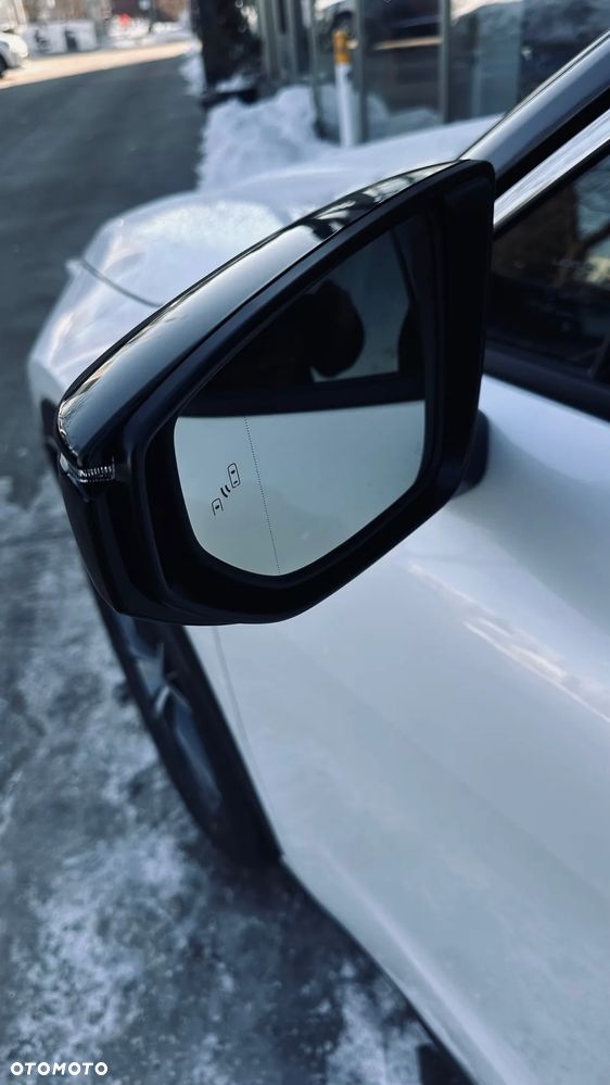 Lexus LBX 1.5 Hybrid Emotion - 28