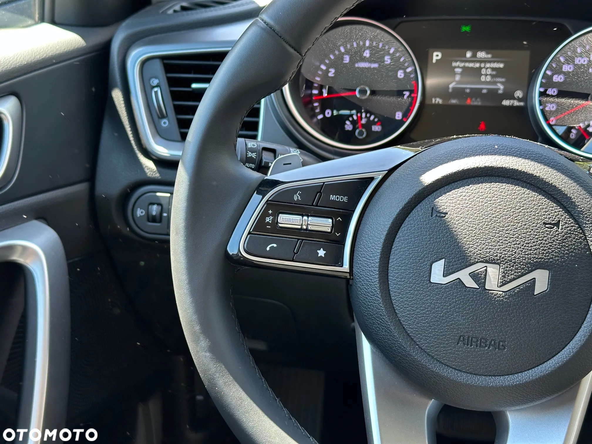 Kia Ceed 1.5 T-GDI M DCT - 14