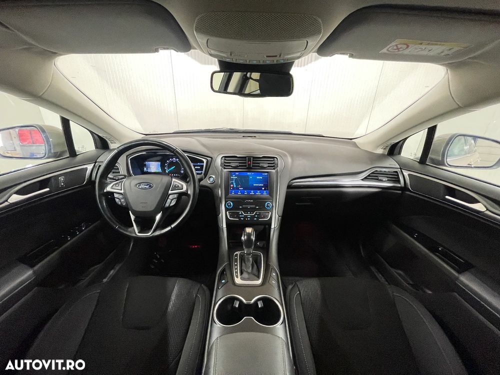 Ford Mondeo 2.0 HEV Titanium - 7