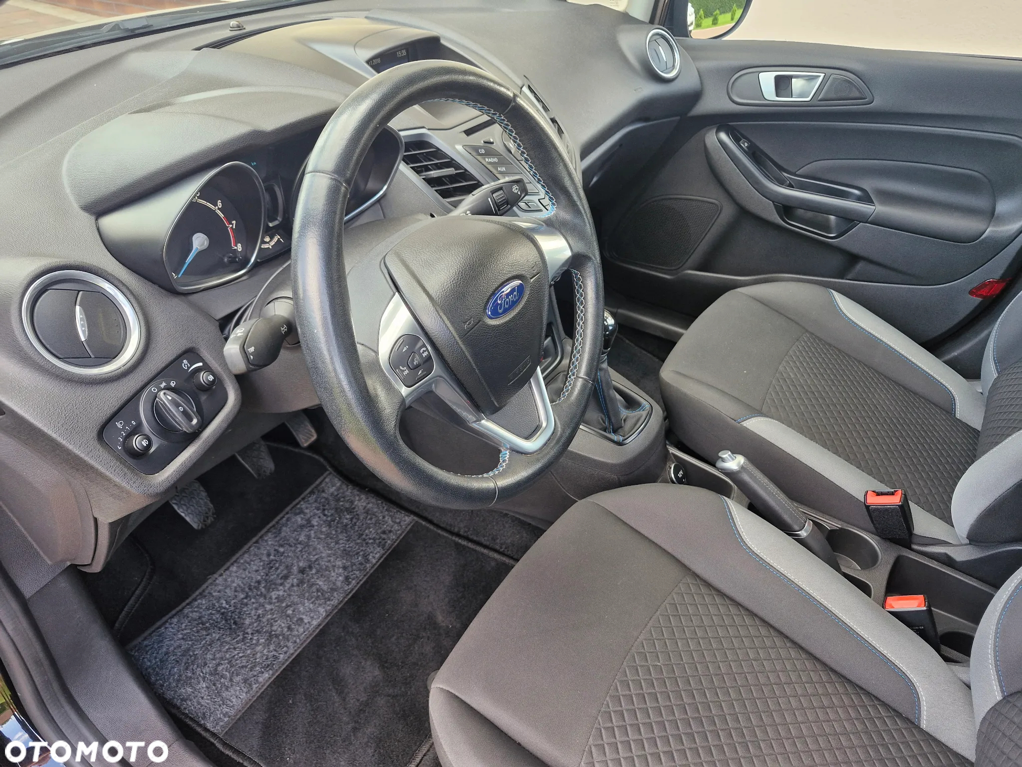 Ford Fiesta 1.25 Champions Edition - 23