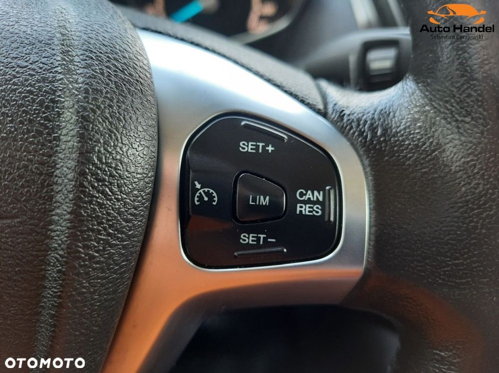 Ford Tourneo Courier - 16