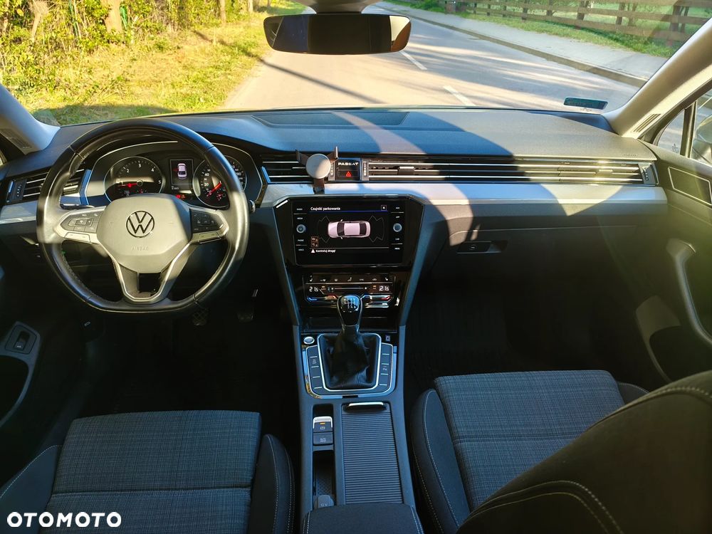 Volkswagen Passat 2.0 TDI EVO Business - 14