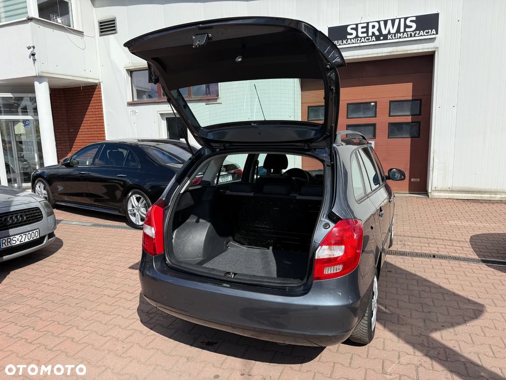 Skoda Fabia 1.2 HTP FAMILY - 19