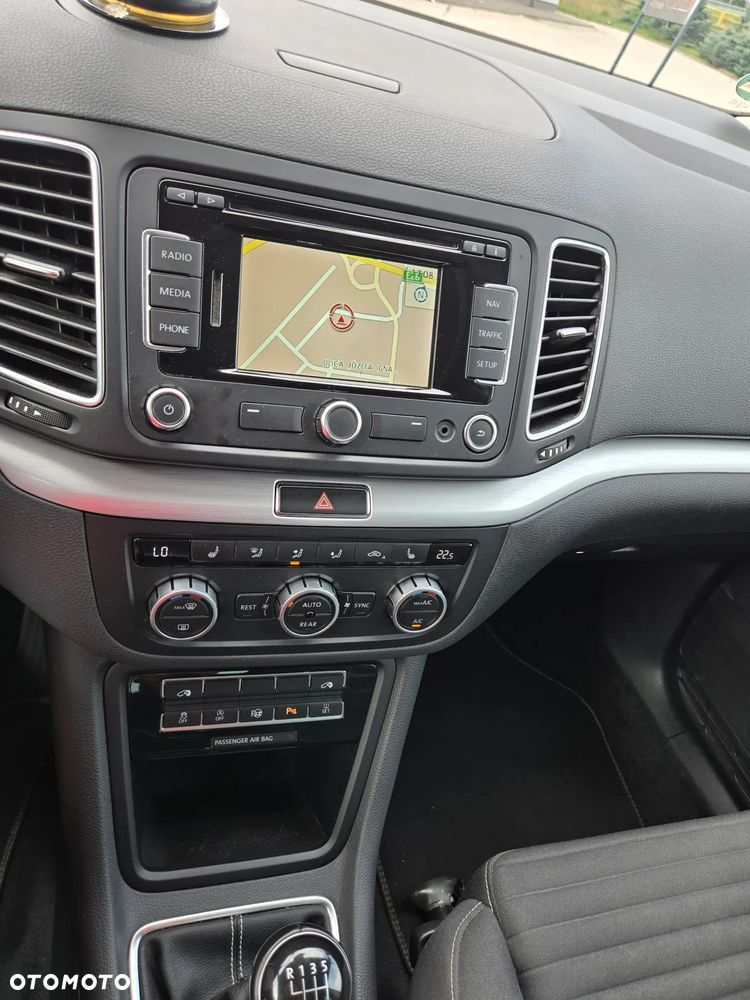 Volkswagen Sharan 2.0 TDI BlueMotion Technology Cup - 22