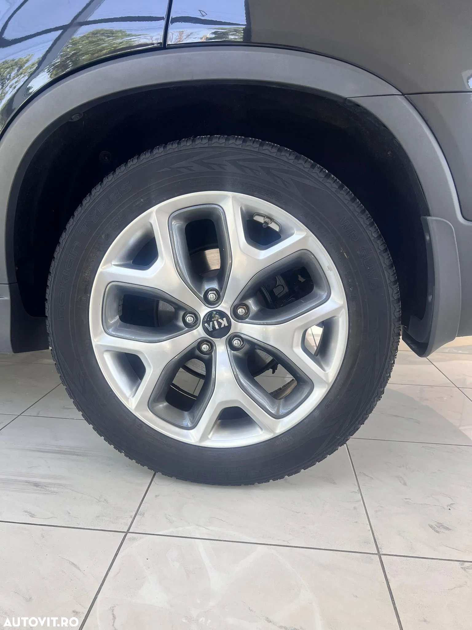 Kia Sorento - 33