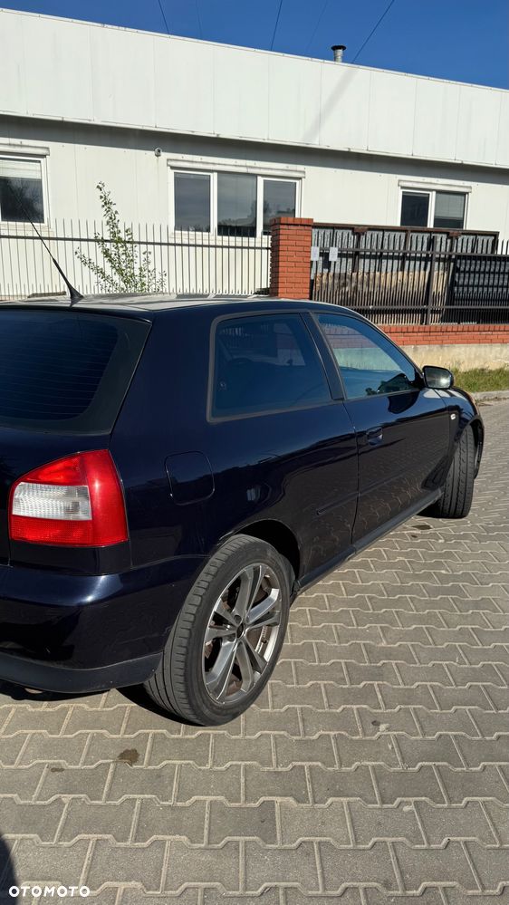 Audi A3 3-drzwiowe 1.8T Quattro Ambiente - 16