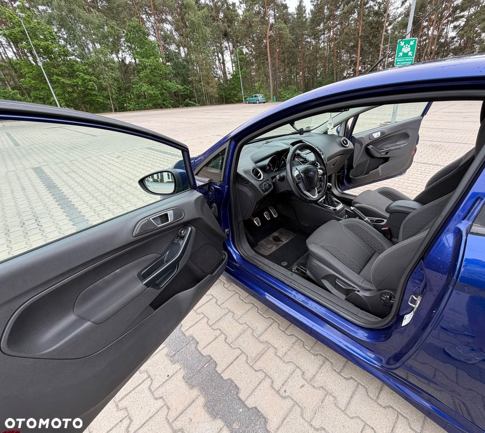 Ford Fiesta 1.6 TDCi Sport - 12