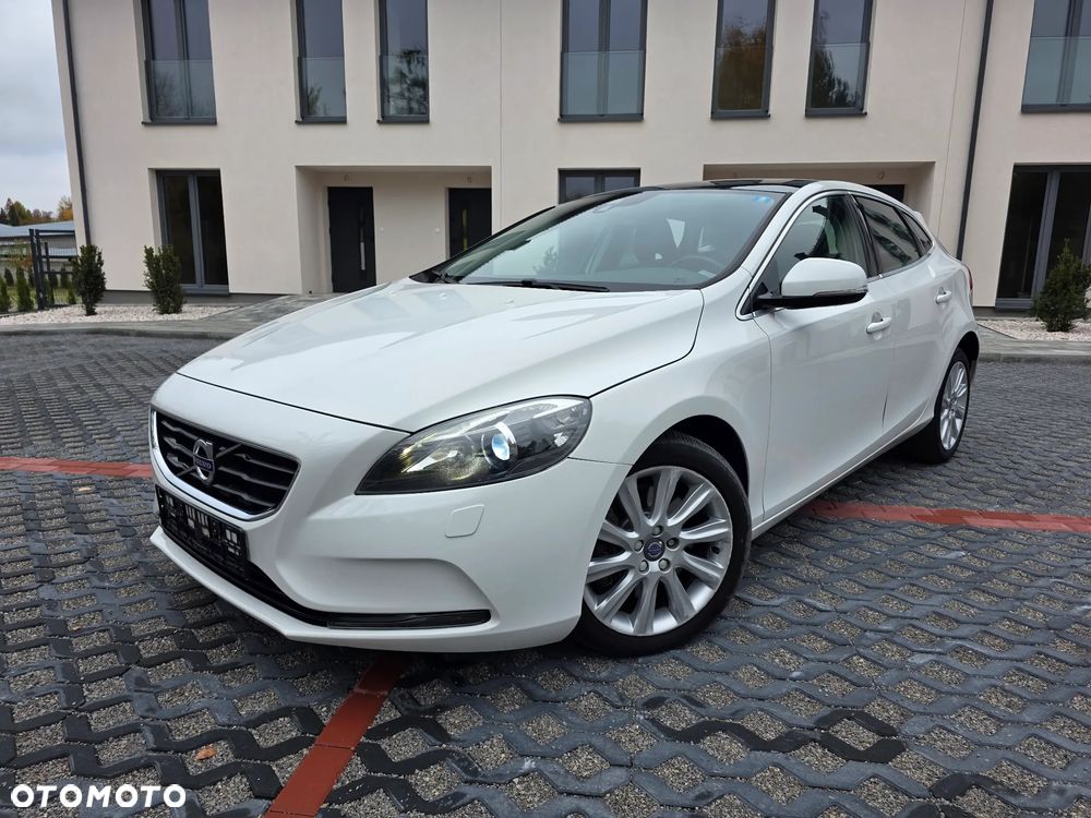 Volvo V40 - 33