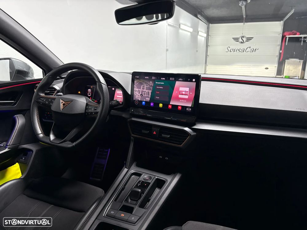 Cupra Leon ST 1.4 e-Hybrid MID DSG - 8