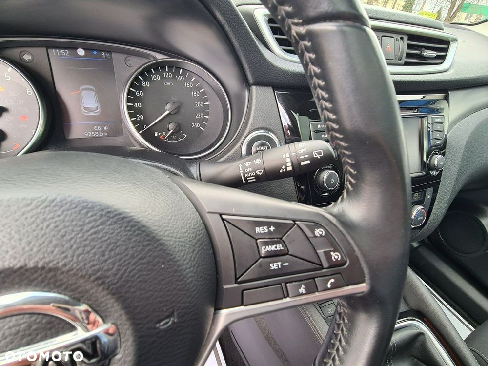 Nissan Qashqai 1.3 DIG-T Tekna - 21