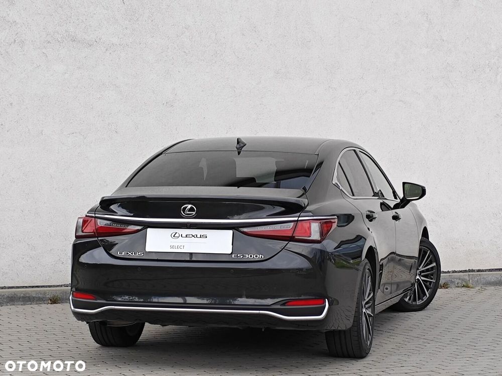 Lexus ES 300h Business Edition - 6
