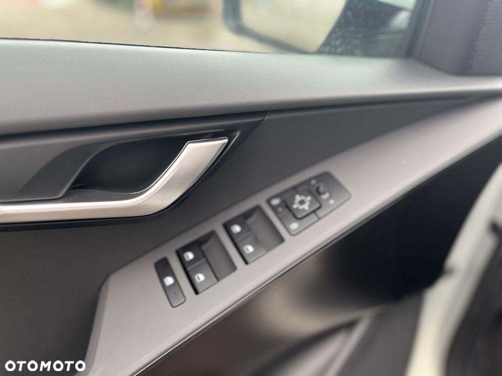 Kia Niro - 10