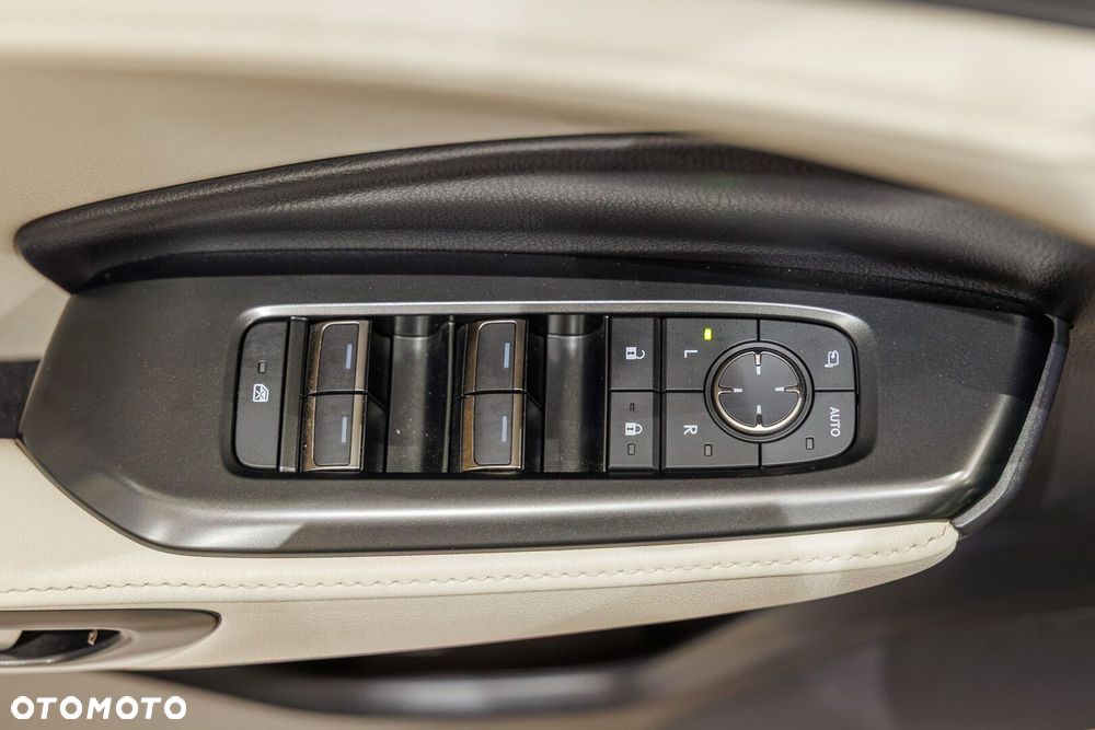 Lexus LBX 1.5 Hybrid Elegant - 31