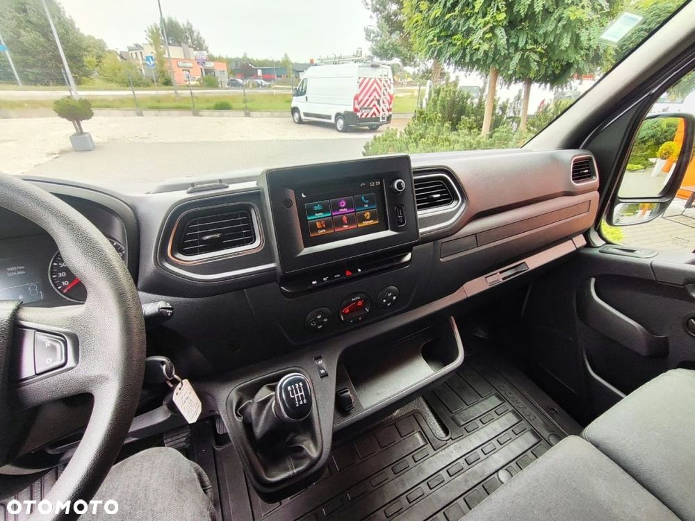 Renault Master - 18