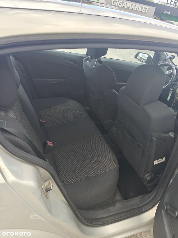 Opel Astra 1.6 - 16