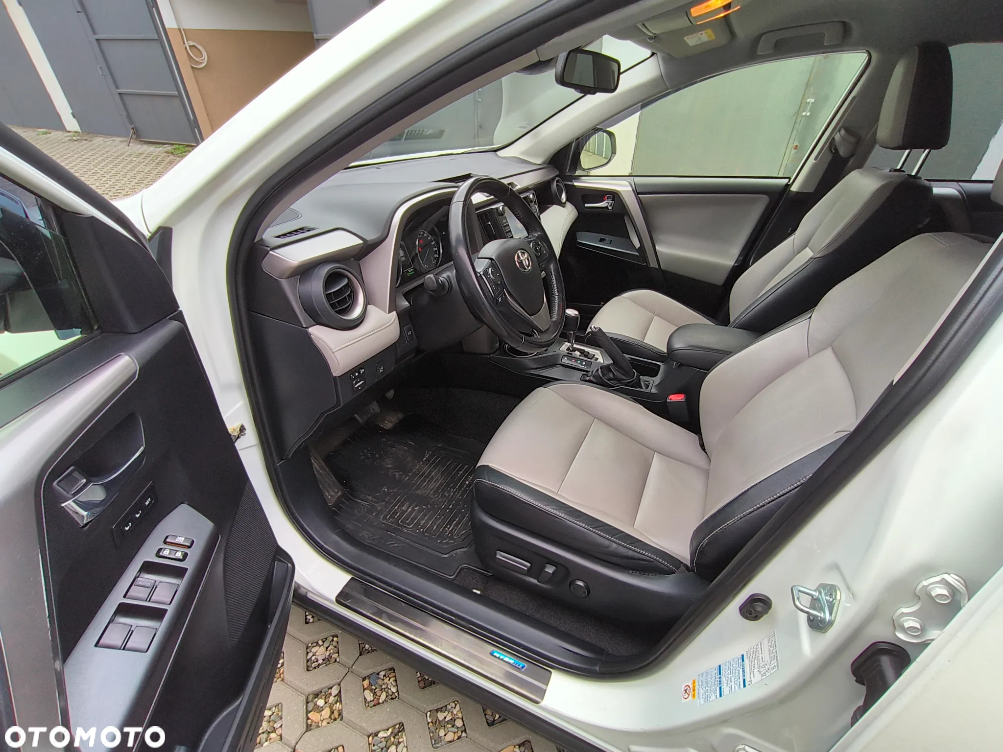 Toyota RAV4 - 20