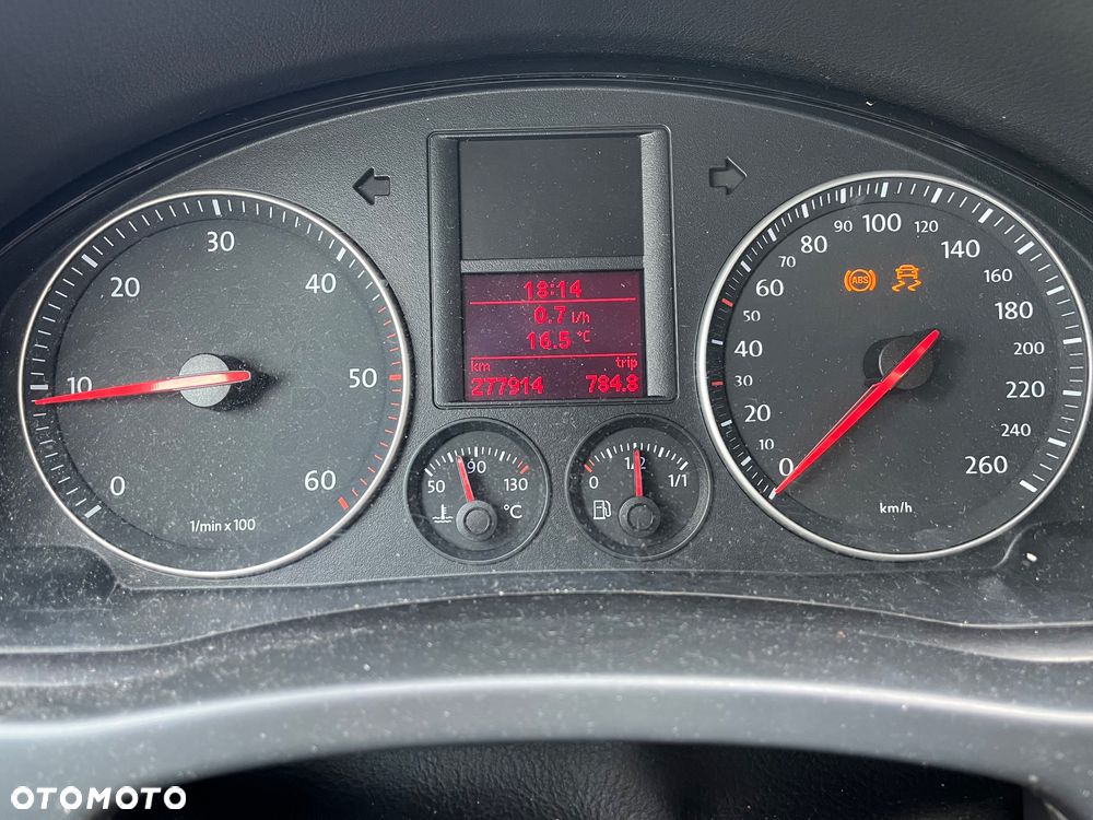 Volkswagen Golf Plus 1.9 TDI Tour - 14