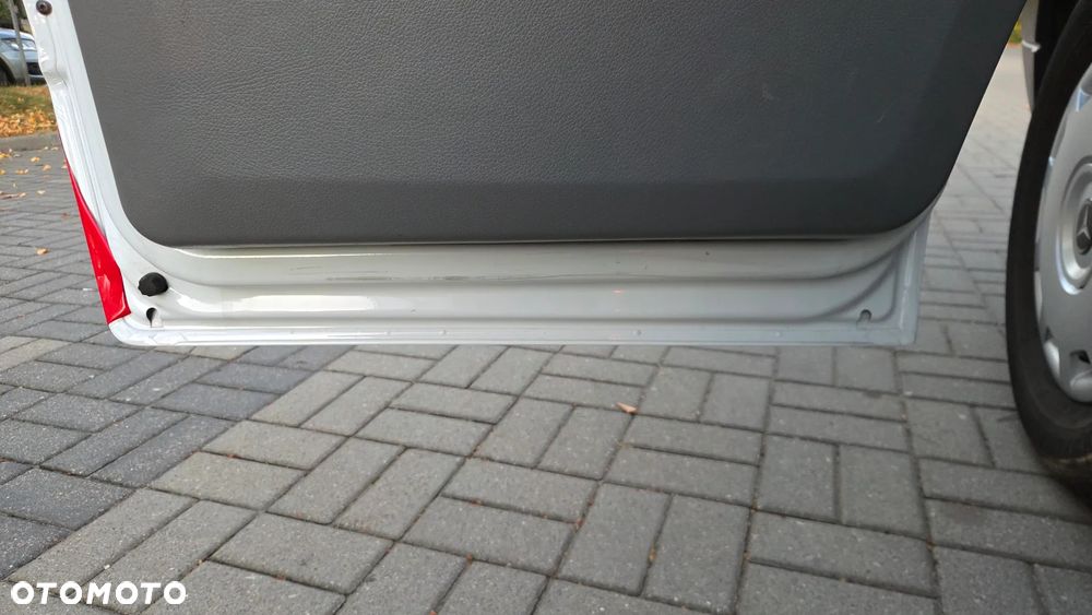 Mercedes-Benz SPRINTER - 30
