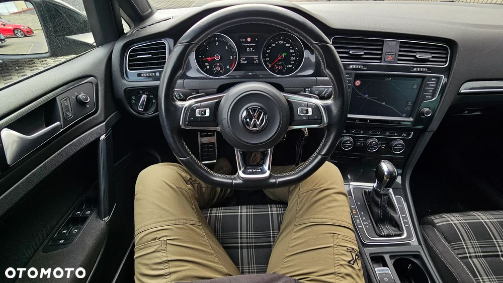 Volkswagen Golf GTD (BlueMotion Technology) DSG - 22