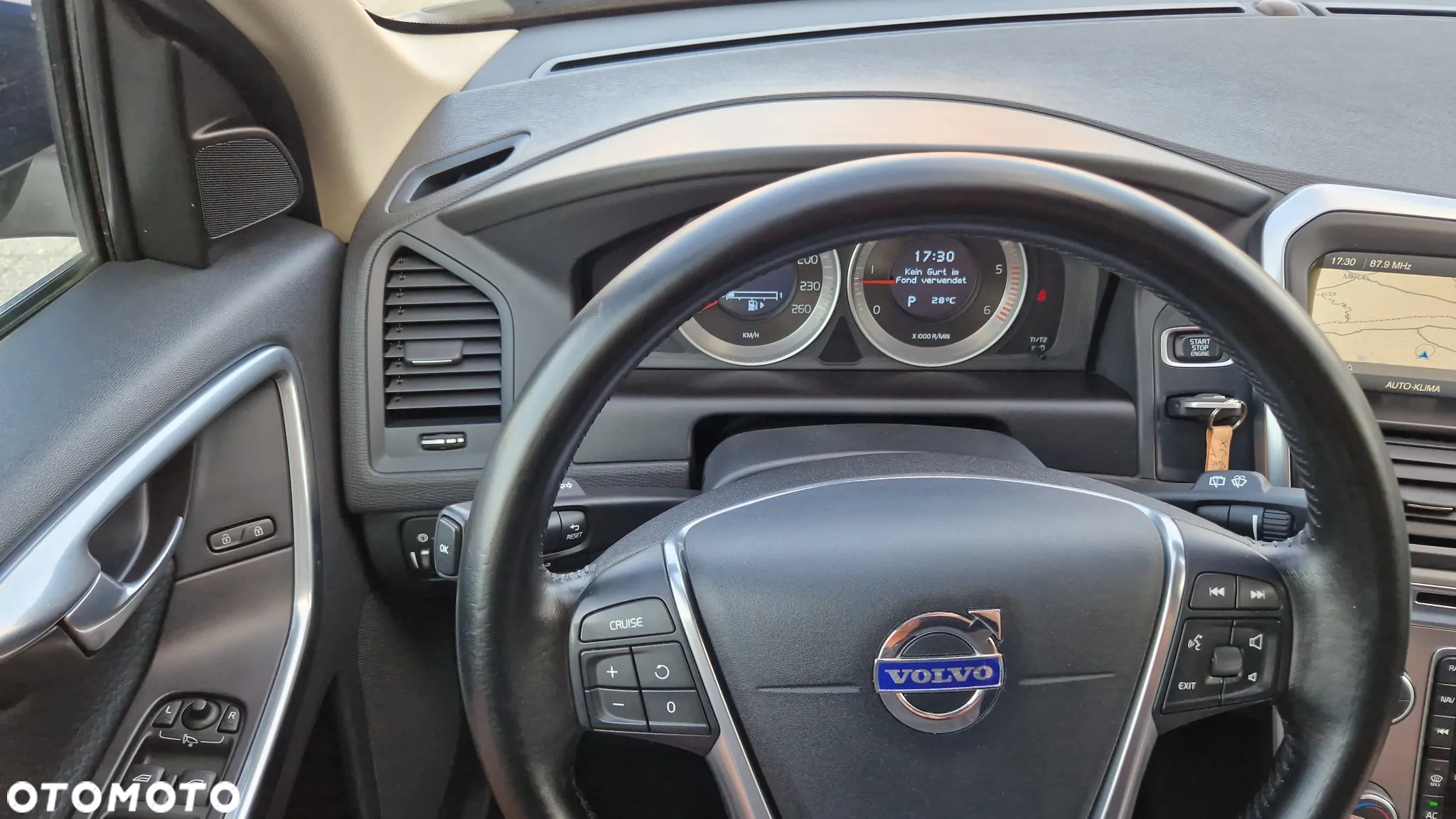Volvo XC 60 D4 Geartronic Momentum - 17