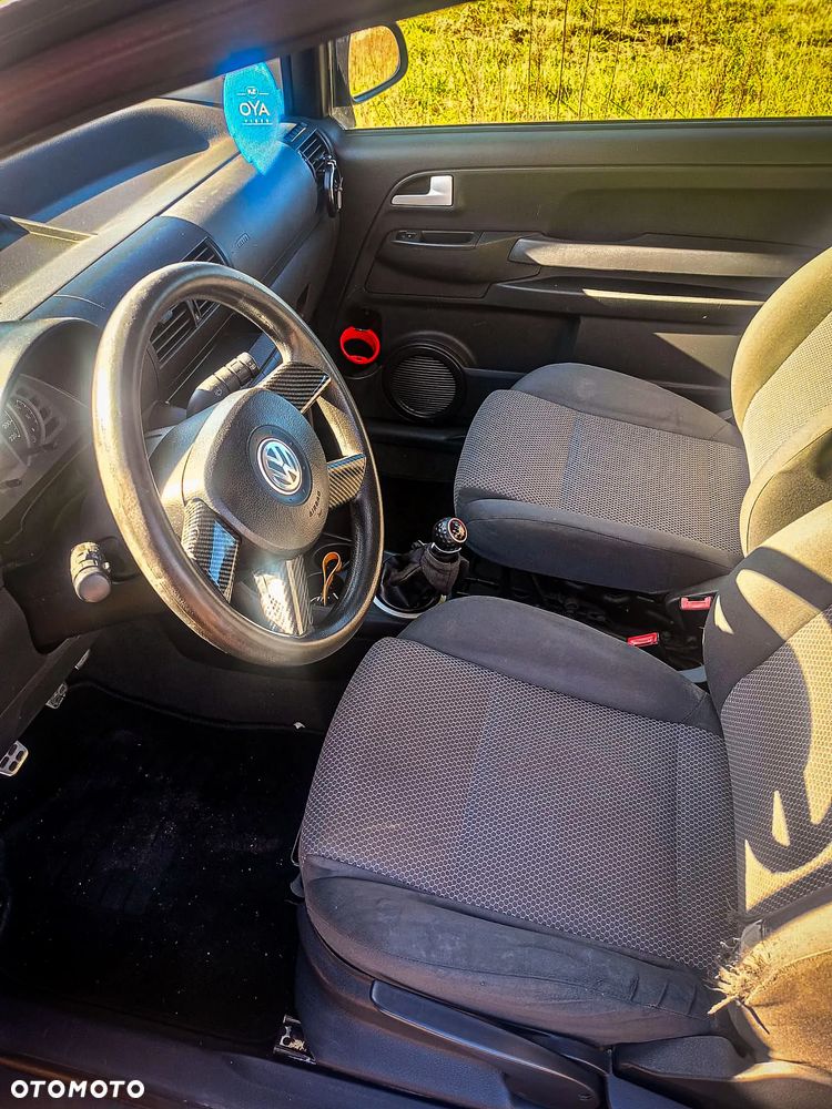 Volkswagen Fox - 5