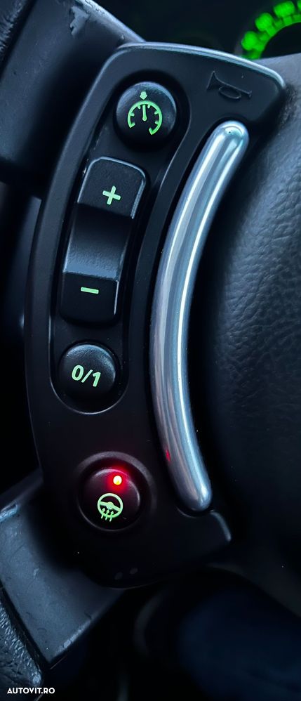 Land Rover Range Rover Vogue - 16