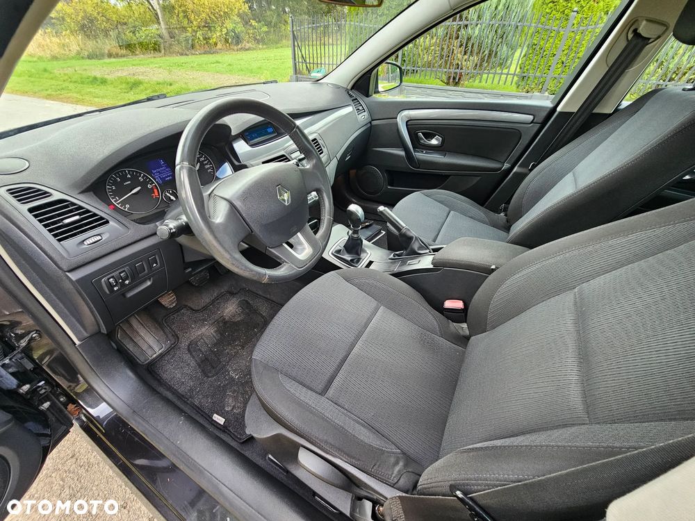 Renault Laguna 1.6 16V Expression - 10