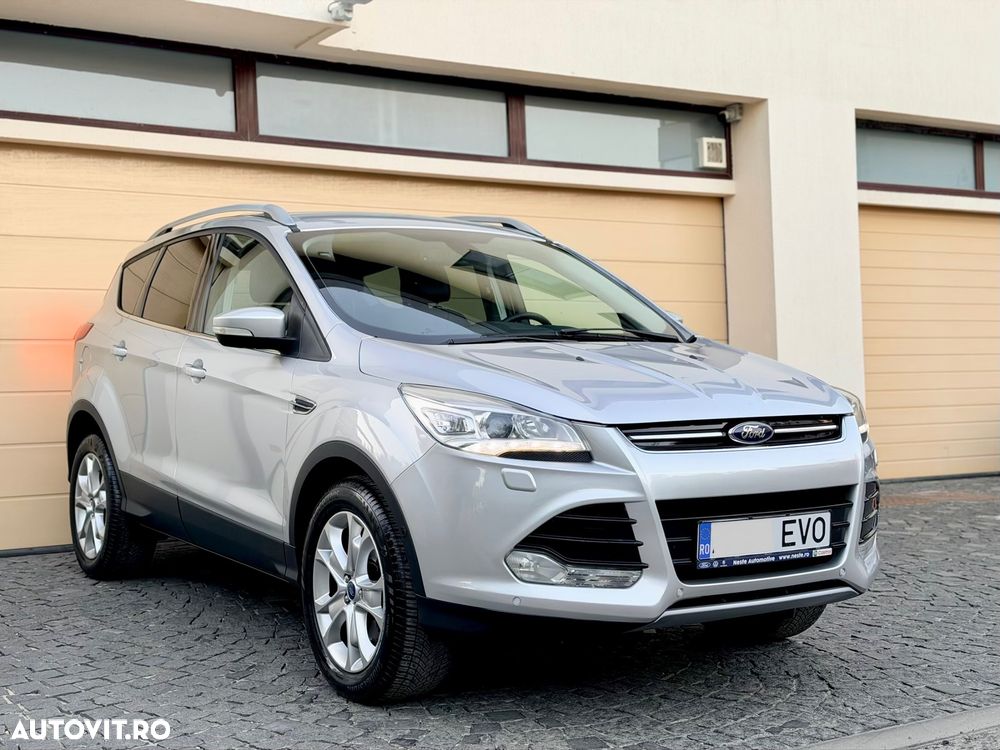 Ford Kuga 2.0 TDCi Powershift 4WD Titanium - 14