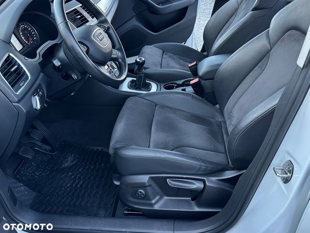 Audi Q3 2.0 TFSI Quattro - 16