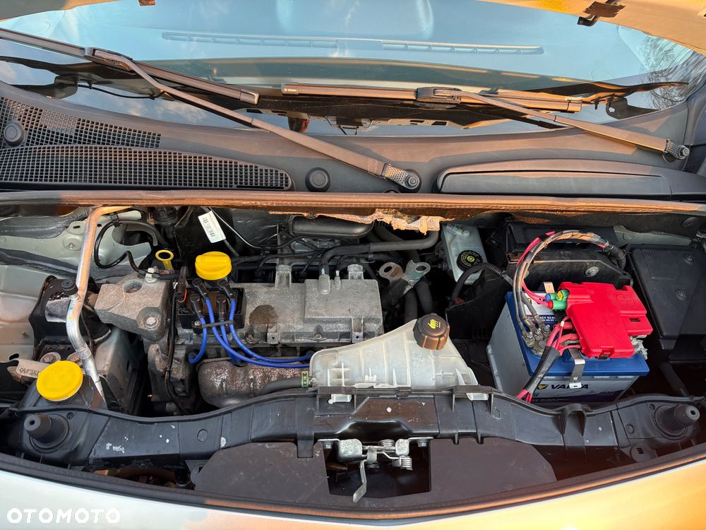 Renault Kangoo 1.6 8V Happy Family - 38