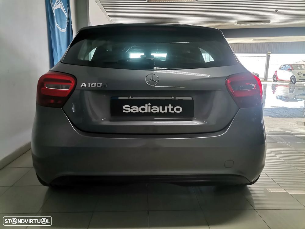 Mercedes-Benz A 180 - 3