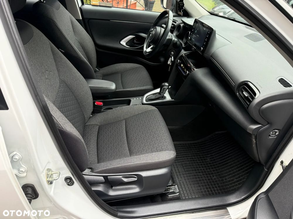 Toyota Yaris Cross Hybrid 1.5 Comfort - 15