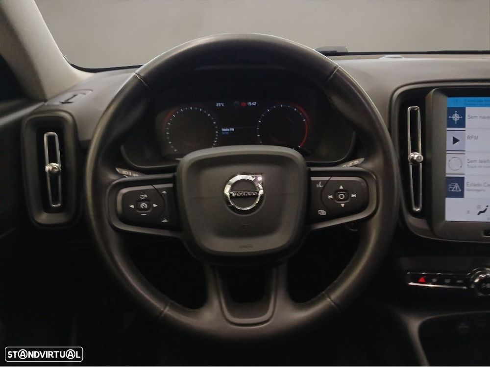 Volvo XC 40 1.5 T2 Momentum - 11