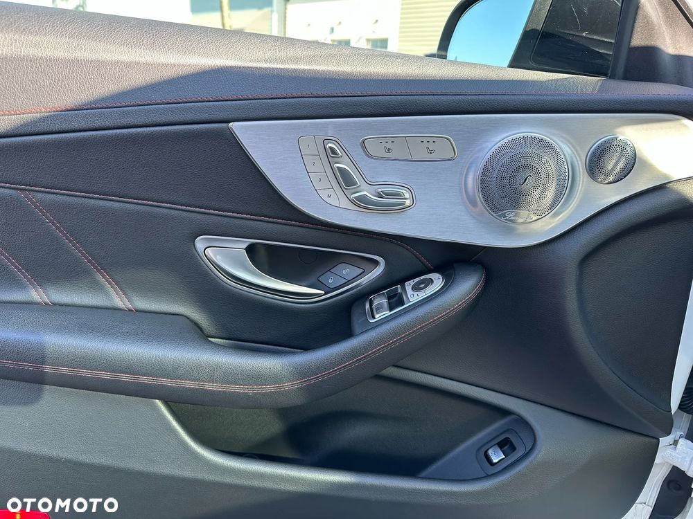 Mercedes-Benz Klasa C AMG 43 4Matic 9G-TRONIC - 21