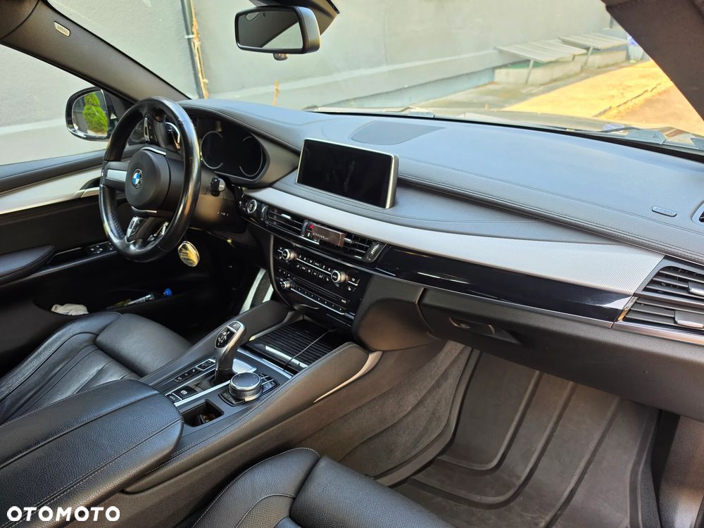 BMW X6 - 26