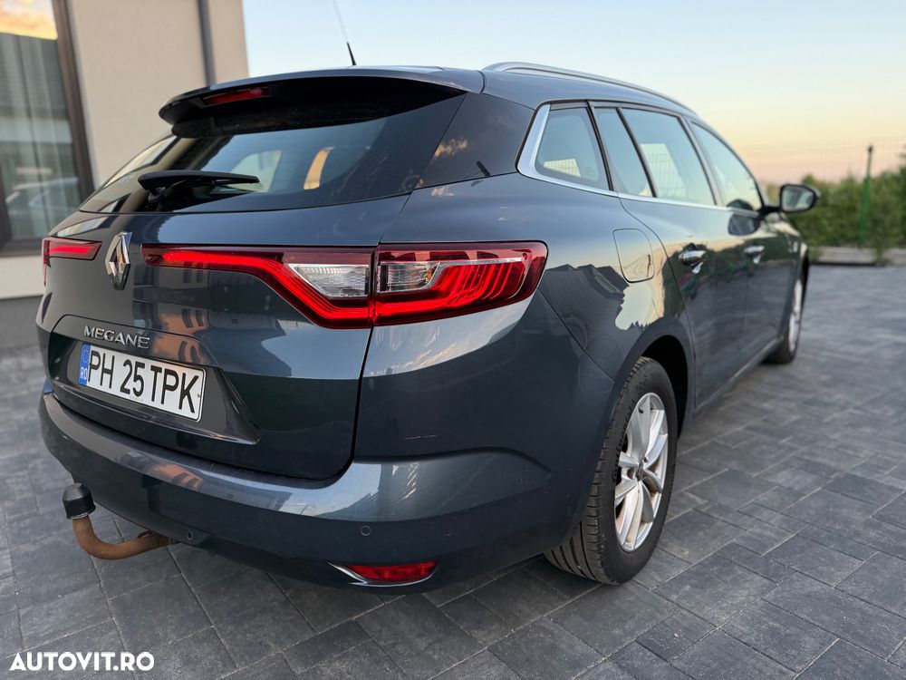 Renault Megane BLUE dCi EDC Intens - 12
