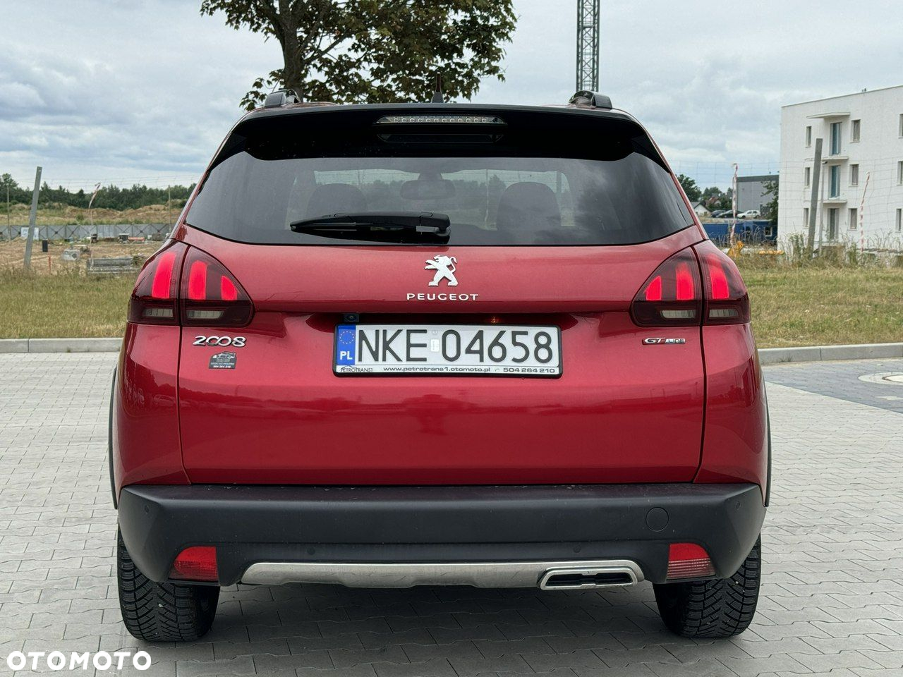 Peugeot 2008 - 9