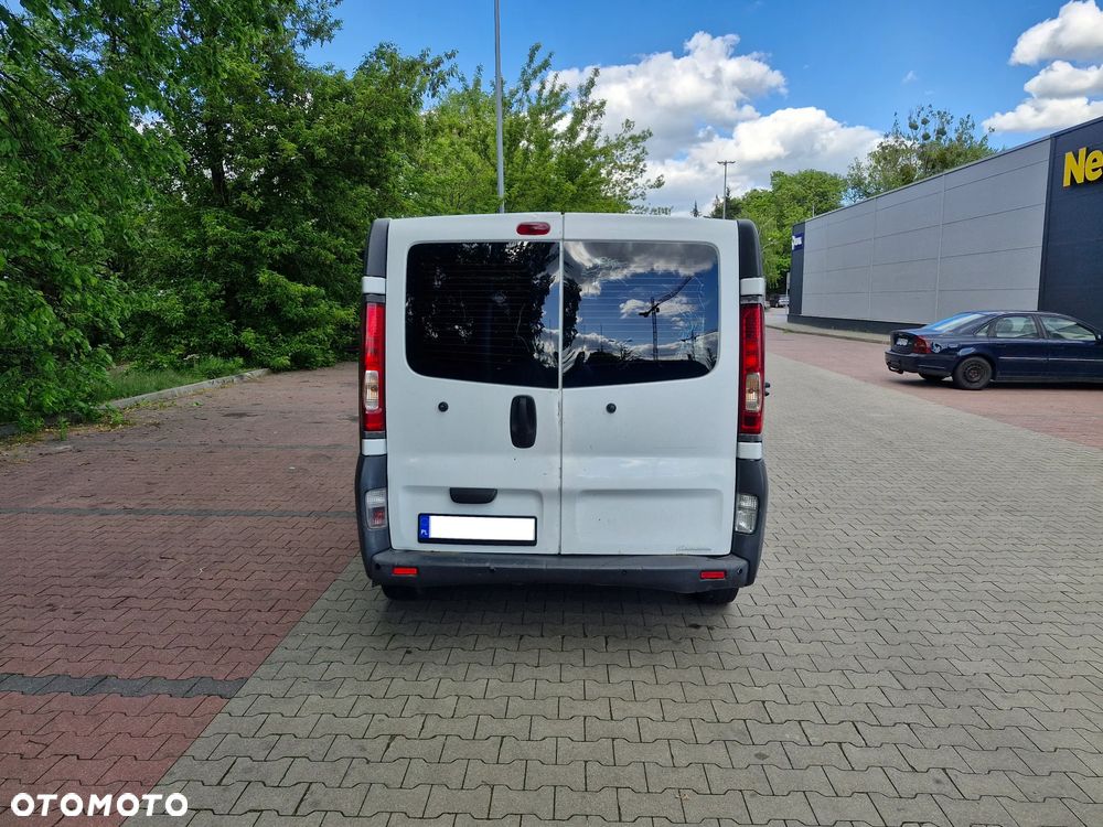 Opel Vivaro - 4