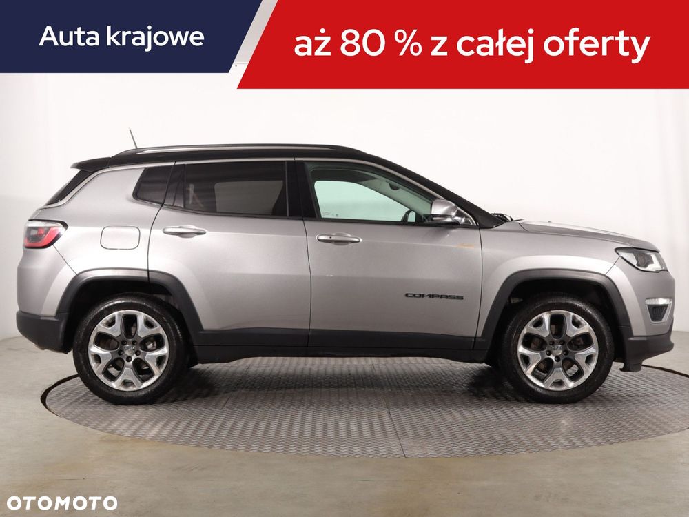 Jeep Compass - 8