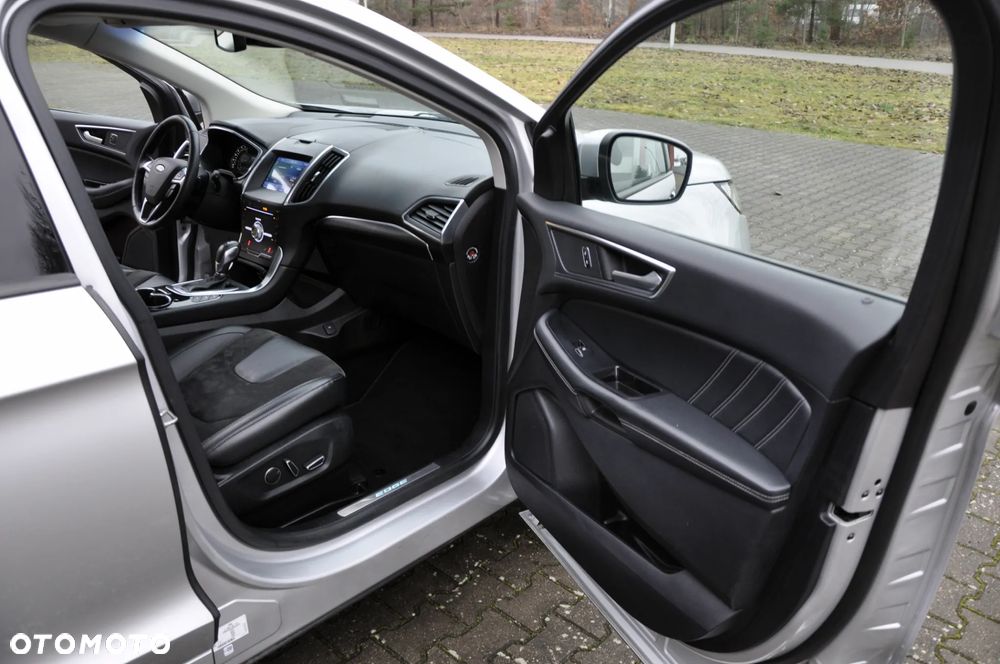 Ford Edge 2.0 TDCi Bi-Turbo 4x4 Sport - 24
