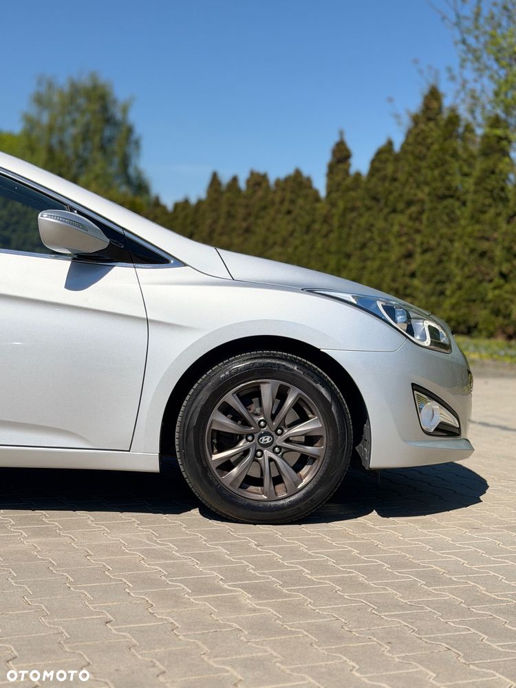 Hyundai i40 Kombi 1.6 Trend - 13