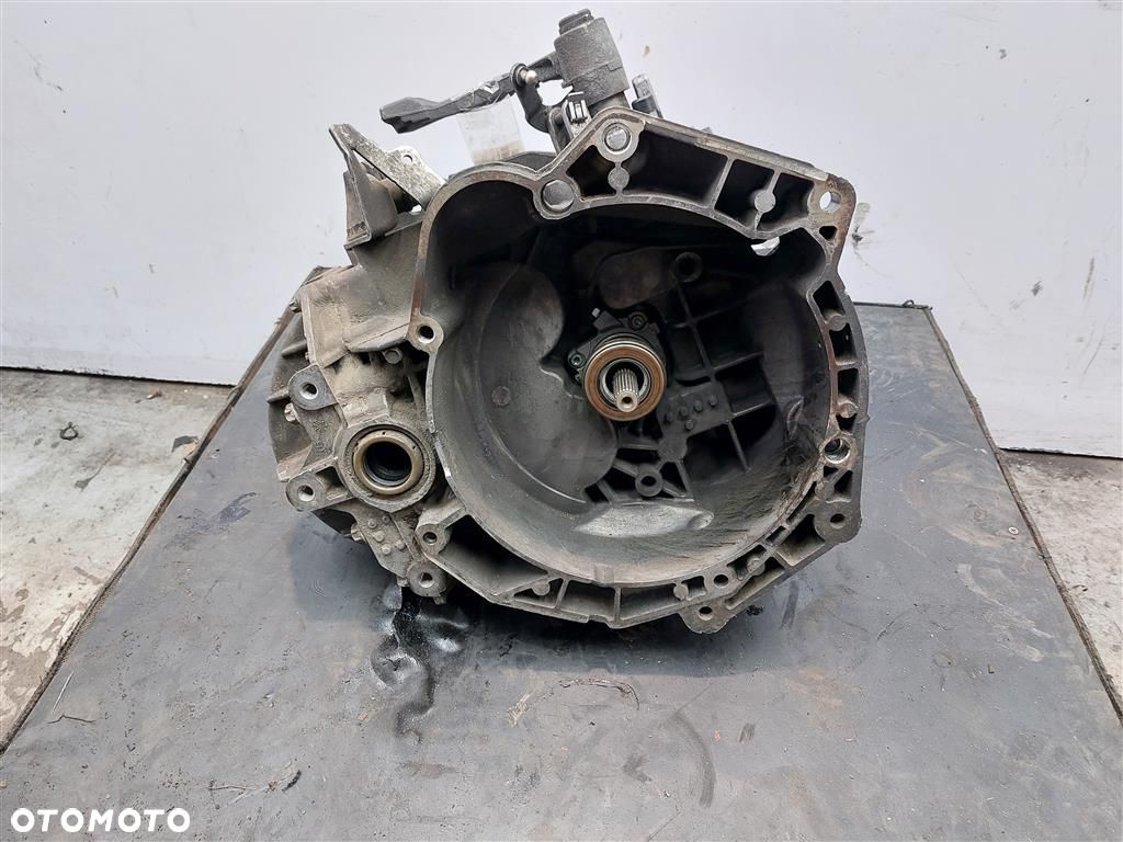 Skrzynia biegów Manualna Opel Astra  III H 1.3 CDTI 88KM 2004-2013 M32 MZ7 - 1