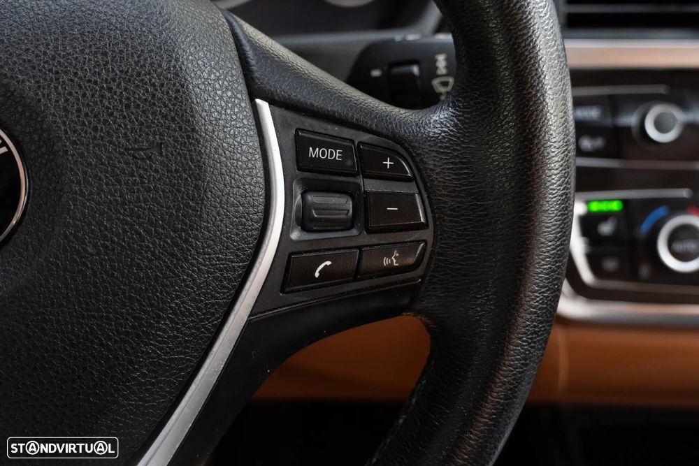 BMW 320 d xDrive Line Luxury - 39